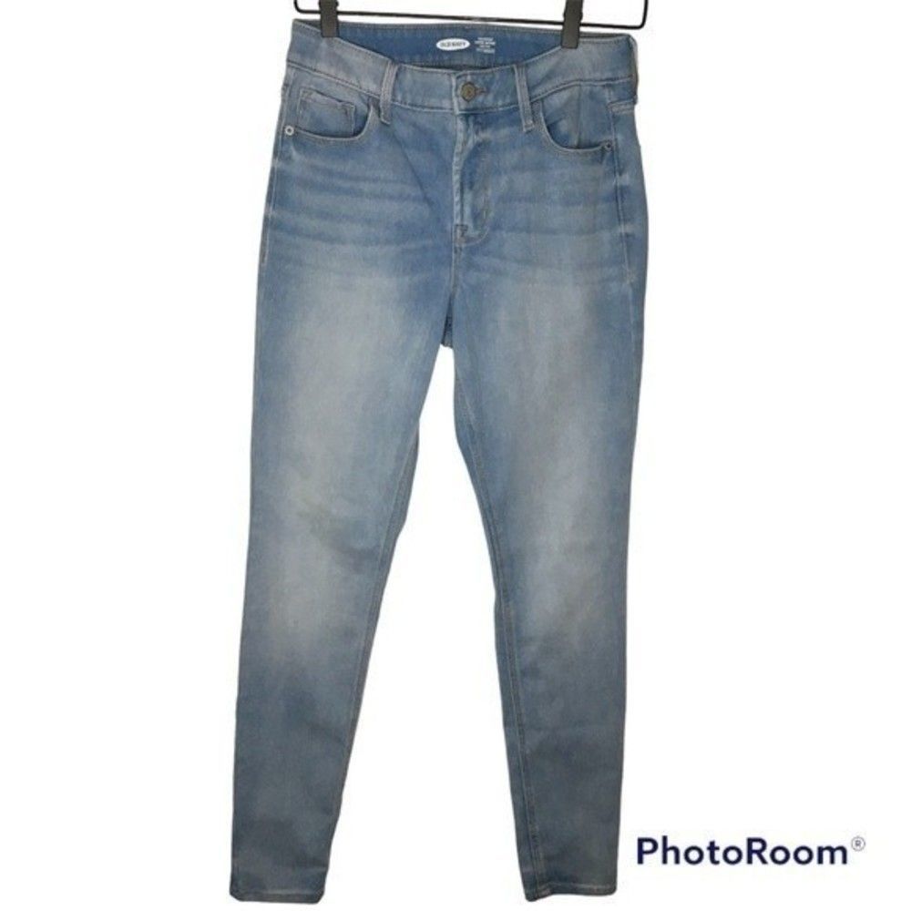 Old Navy Rockstar Super Skinny